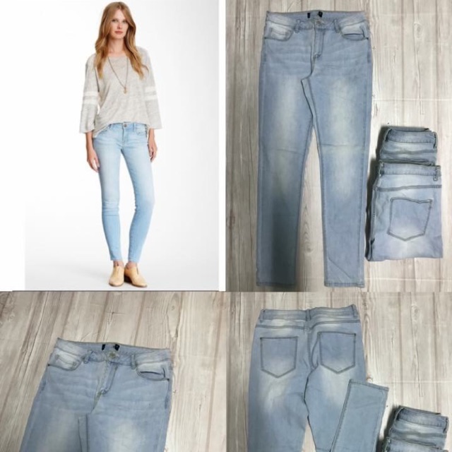 Sinsay กางเกงยีนส์ สีซีด