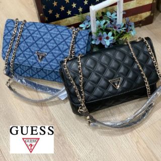 กระเป๋าสะพาย Guess Crossbody