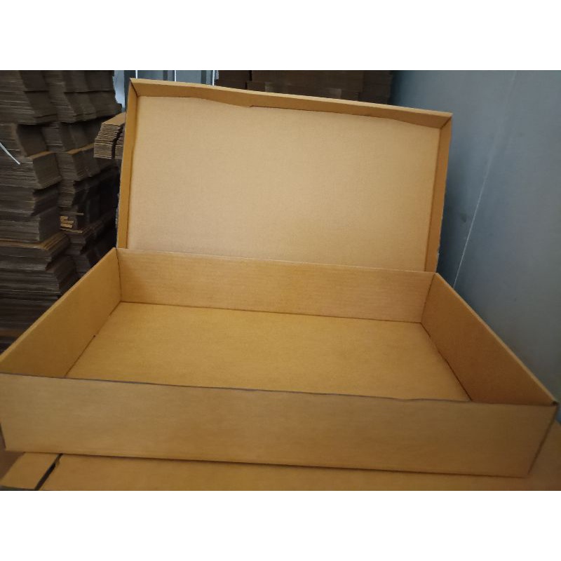 กล่องคัพเค้กขนาดใหญ่พร้อมฝา4ใบ119(1แพ็คได้สินค้า4ชุด)