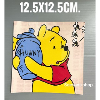 (1ชิ้น) สติกเกอร์สูญกาศ ติดแผ่นป้ายภาษี พรบ. ในรถยนต์ #หมีพูห์ #POOH HUNNY