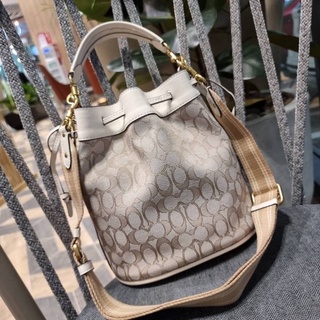 COACH C3853 FIELD BUCKET BAG IN SIGNATURE JACQUARD