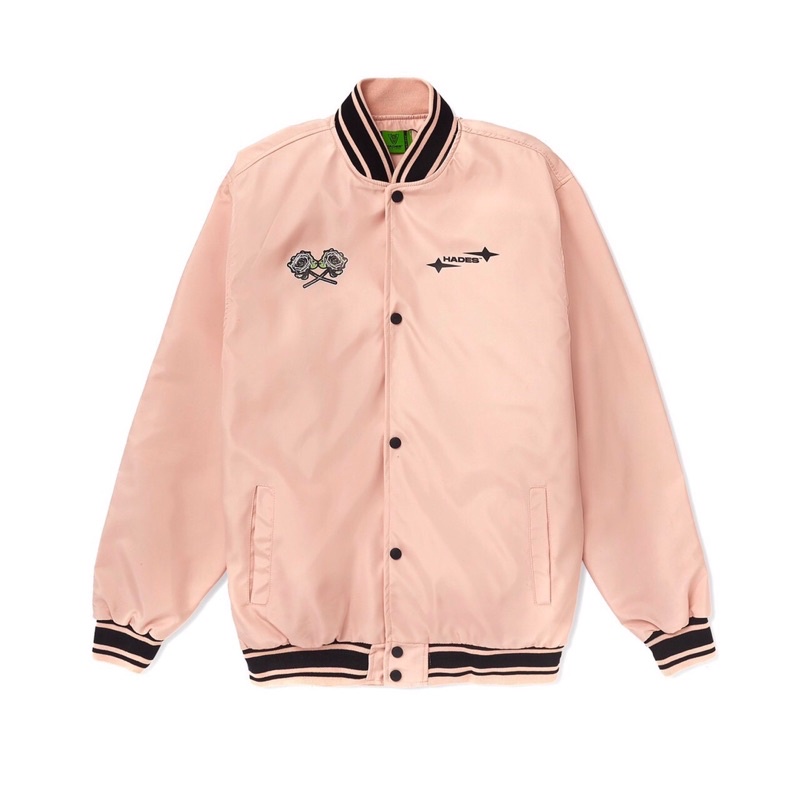 เสื้อแจ็คเก็ต HADES varsity - เสื้อแจ็คเก็ตบอมเบอร์ hades.studio เสื้อแจ็คเก็ตเบสบอลสีชมพูกุหลาบ