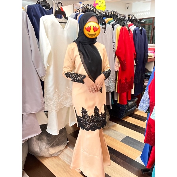 KURUNG MODEN LAILA**