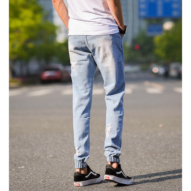 DEER กางเกงยีนส์ขาจั้ม ผู้ชาย แต่งขาด เอวผูกเชือก  รุ่น 026