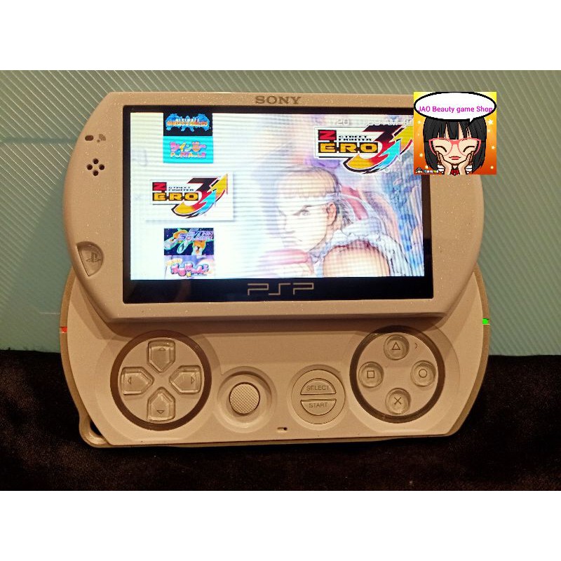 PSP GO  สีขาวมุก  มือสอง พร้อมเล่น