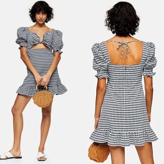 TOPSHOP NAVY GINGHAM TIE FRONT MINI DRESS  มินิเดรส แต่งเว้าผูกโบว์ด้านหน้า ผูกเชือกด้านหลัง ช่วงแขนพองๆมียางยืด