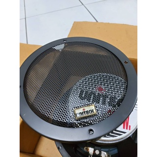 ลำโพง Unitech 8นิ้ว 300W พร้อมฝาลำโพง แม่เหล็กหนา คม ชัด ได้รายละเอียด เสียงดีในราคาจัดโปรโมชั่น