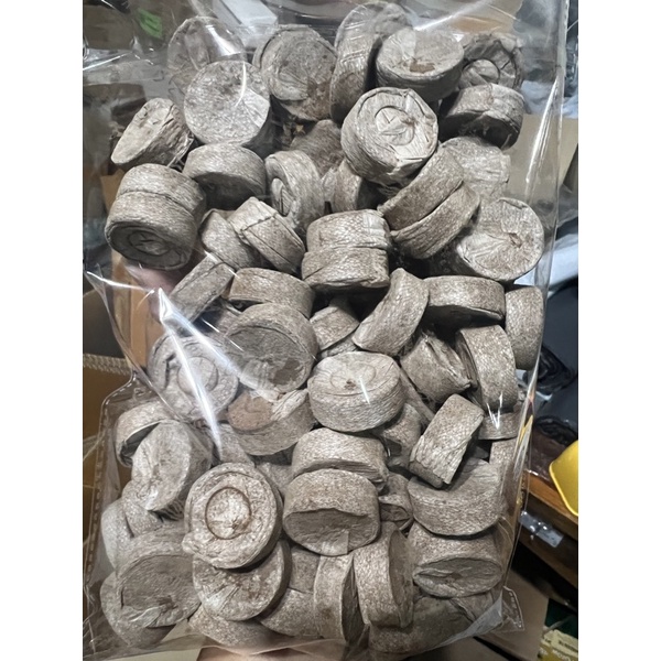 พีทมอสอัดก้อน 100 ชิ้นต่อแพ็ค ใช้งานง่าย Peat Pellets ผสมขุยมะพร้าว ขนาด 30 มม.