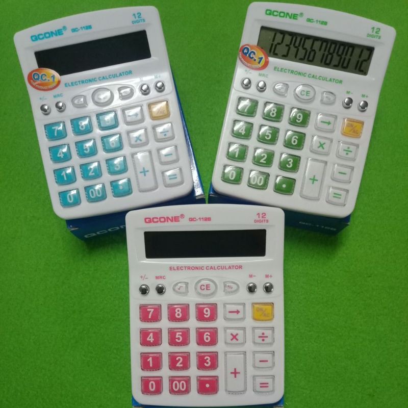 คละสี QC-112B calculator เครื่องคิดเลข12หลัก เครื่องคิดเลขพกพา ขนาด 13.2*10.1*3.6cm พร้อมแบตเตอรี่