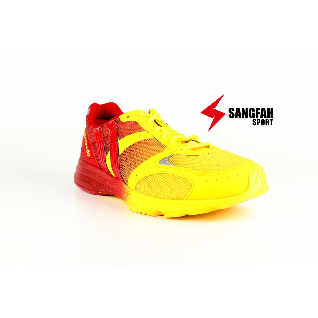 Pan รองเท้าวิ่ง รุ่น PREDATOR ACE PF-16L8-YR