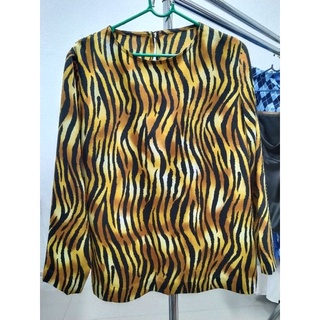 BO-08 เสื้อแฟชั่นผู้หญิง เสื้อผ้าผู้หญิง พิมพ์ลายลายเสือสินค้าพร้อมส่ง