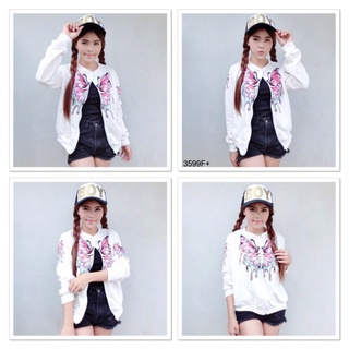 👗Pfashion [ส่งไว!!🚛] P3599 เสื้อคลุมแจ็คเก็ตเบสบอล ติดอาร์มลายผีเสื้อชมพู baseball jacket coat Attached to the