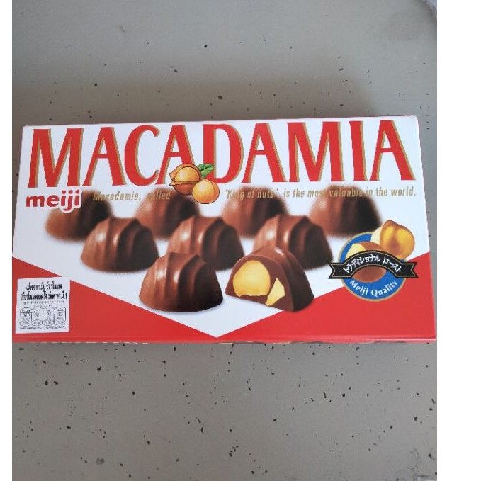 Meiji Macadamia Chocolate 63g