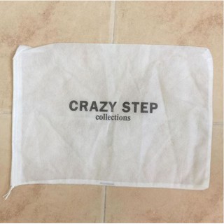 ถุงผ้า แบรนด์ CRAZY STEP ของแท้ ช่วยป่องกันของด้านในไม่ให้เลอะเทอะ ช่วยยืดอายุการใช้งาน ถุงผ้าหูรูด สีขาว ของใหม่ มือ 1