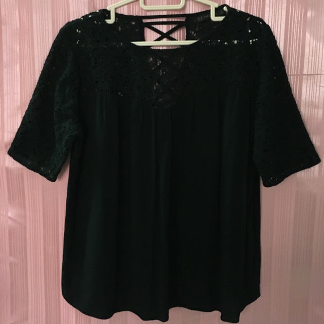 เสื้อลูกไม้สีดำมือสอง ป้ายzara
