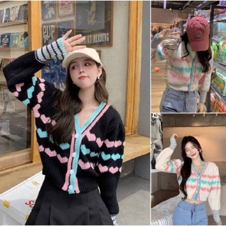 เสื้อคลุมแขนยาวชายแขนจั๊ม ทรงกระดุมผ้าผ้าทอลายหัวใจสลับสีพาสเทลหวานๆ ละมุน ทอลายตัดชายแถบ