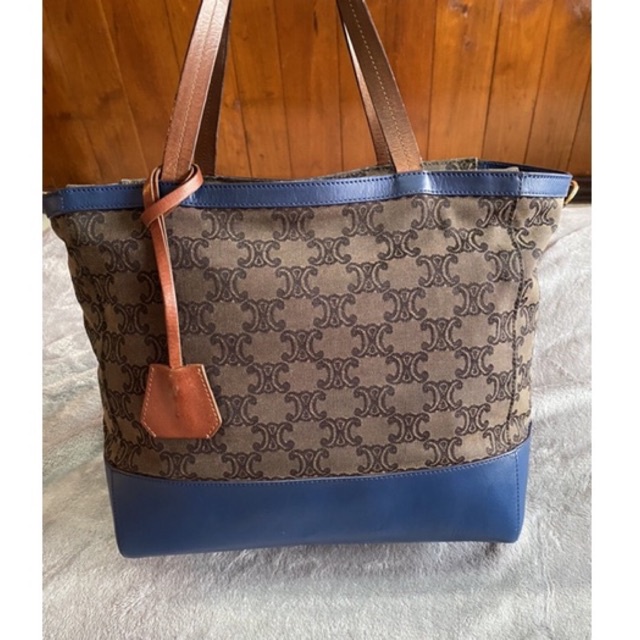 Celine vintage big macadam pattern tote bag ทรง shopping สภาพดีค่ะ ของแท้ เซลีน ซีลีน มือสอง กระเป๋า