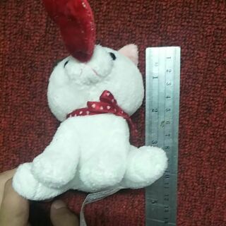 ตุ๊กตาหมาคาบหัวใจ มือสอง สภาพดี 10 บาท