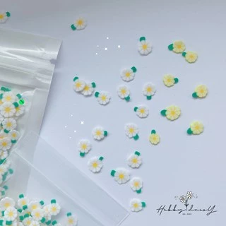 ฟีโม่ รูปดอกเดซี่ มี 2 สีให้เลือกนะคะ ตกแต่งเล็บ งานเรซิ่น