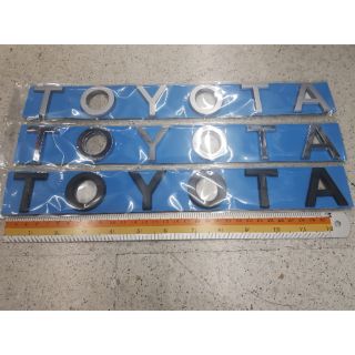 Logo Toyota พลาสติก 3-3.5 x 4 cm ตัวแยก