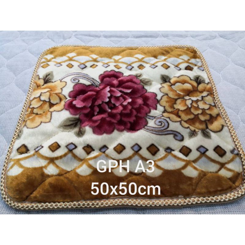 พรมนั่ง50*50ซมผ้าขนมิ้งค์ผสมผ้ากำมะหยี่