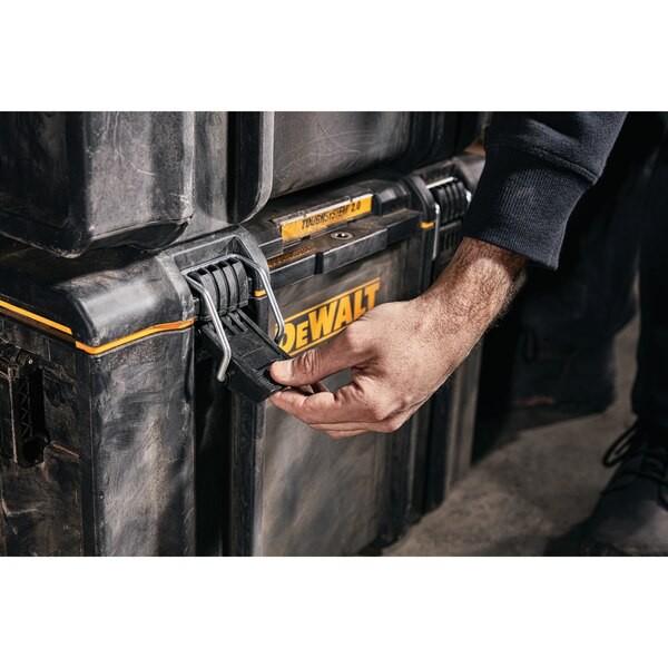 DEWALT  กล่องเครื่องมือ Tough System 2.0 แบบล้อลากใหญ่ สายลุยงานหนัก รุ่น DWST83295-1 - รูปที่ 3