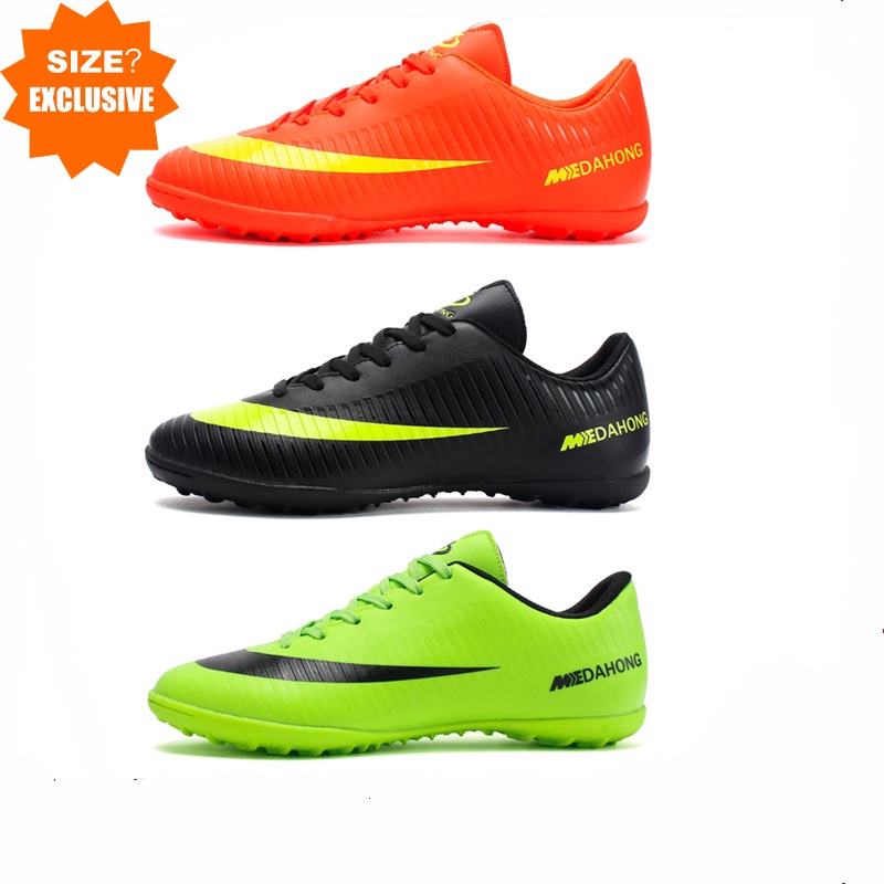 ⚽รองเท้าฟุตซอล Soccer Shoes 32-44 TF Futsal Shoes