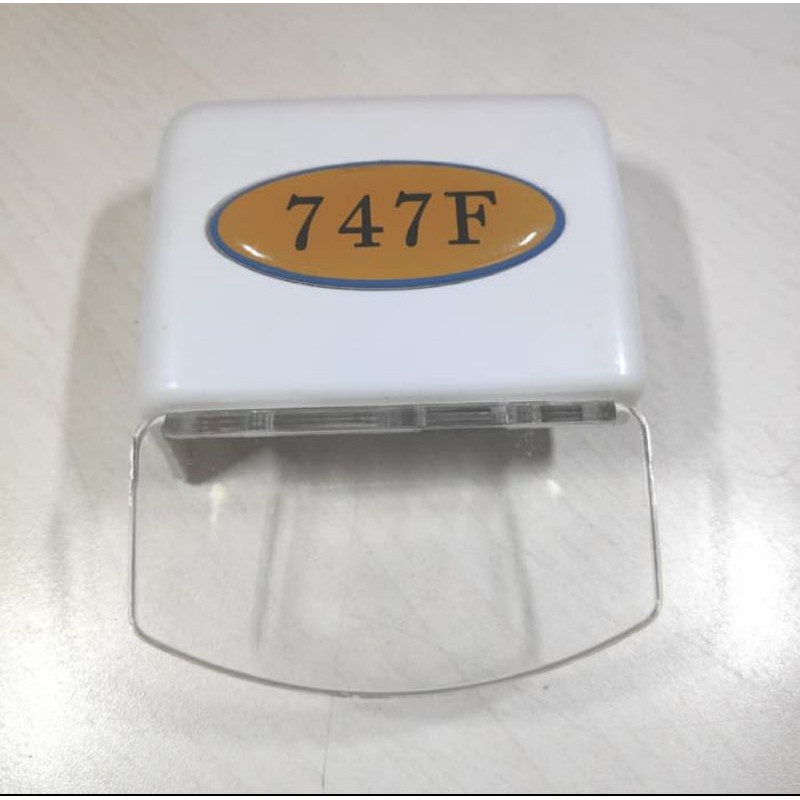 Overlock ฝาครอบด้านหน้า 700F/747A