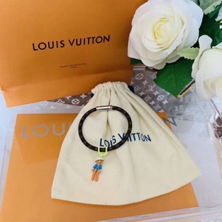 กำไลข้อมือ Louis  Vuitton 💚