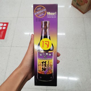 ซีอิ๊วขาว ดีลักซ์ ไลท์ Pearl River Bridge Deluxe Light Soy Sauce 300ml.