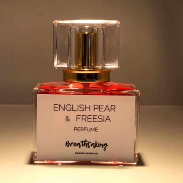 English Pear&Freesia (breathtaking)