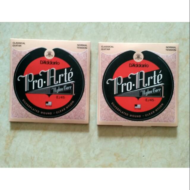 Dadario Nylon Pro-Arte Guitar Classical EJ45