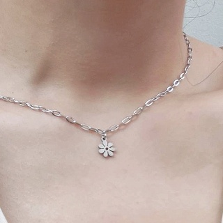 Lilith - Bloom Stainless necklace สร้อยคอ จี้ดอกไม้