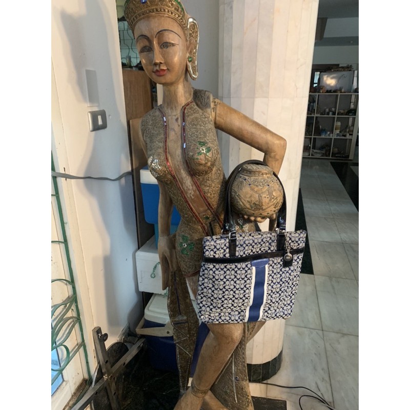 กระเป๋าผ้าแบรนด์  coach  ลาย  coachเล็ก