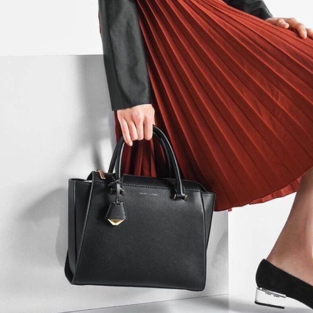 💕Reorder!!รุ่นขายดีคร้า CHARLES & KEITH 🌸🌸🌸ห้ามพลาดเด็ดขาด