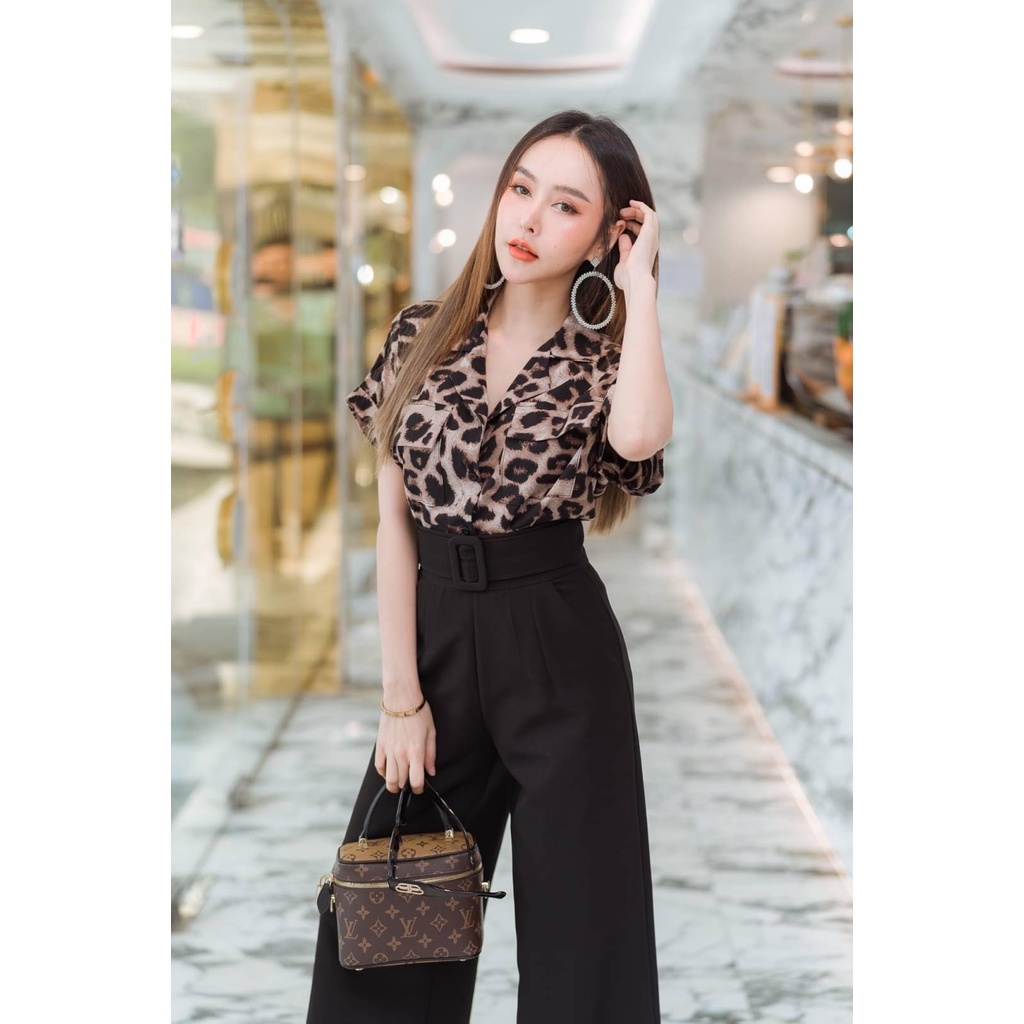 oorchin :  เสื้อครอปแขนเบิ้ล (crop top) งานกระดุมหน้า รุ่น BM1104 ทรงสวยสุดๆ 👚อกได้ถึง 42 นิ้ว ยาว 2