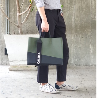 กระเป๋า Amit with Zip ขนาด WIDE S