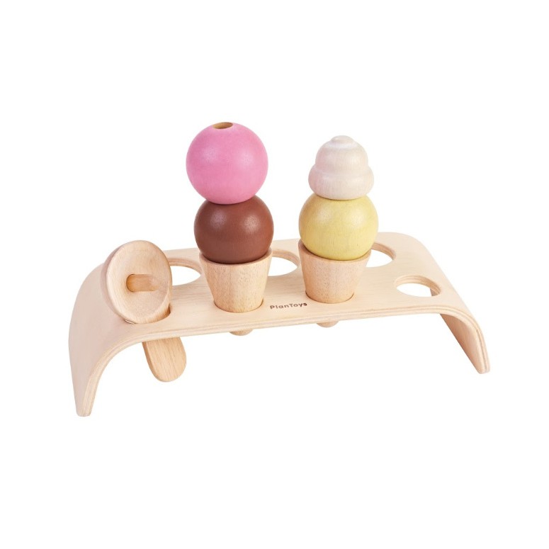 Pretend Play 1100 บาท PlanToys 3486 Ice Cream Set ของเล่นชุดไอศกรีม ของเล่นเสริมพัฒนาการ ของเล่นไม้  ของเล่นสำหรับเด็กอายุ 2 ขวบขึ้นไป Mom & Baby