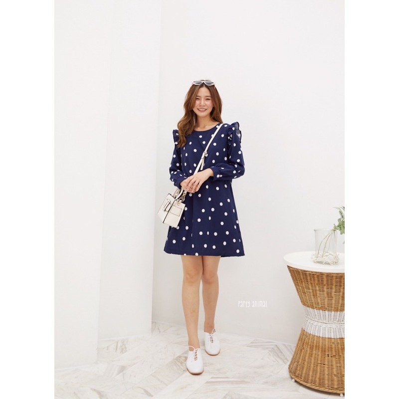 TD365 : เดรสคอกลมทรงแขนยาว