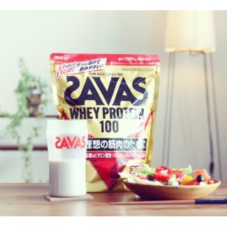 SAVAS Whey Protein 100 Cocoa Flavor เมจิ ซาวาส เวย์โปรตีน 100 รสโกโก้เครื่องดื่มเวย์โปรตีนสำหรับผู้เล่นเวทเทรนนิ่ง