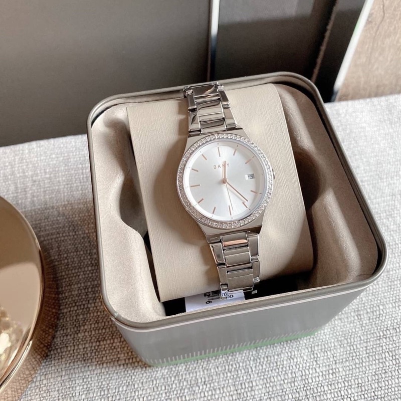 ผ่อน0%  DKNY Parsons Three-Hand Stainless Steel Watch สีเงิน