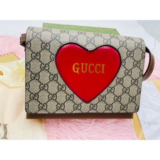 กระเป๋าสะพายข้าง Gucci พร้อมกล่องและถุงผ้า