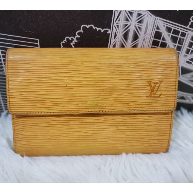 Lv triple fold wallet