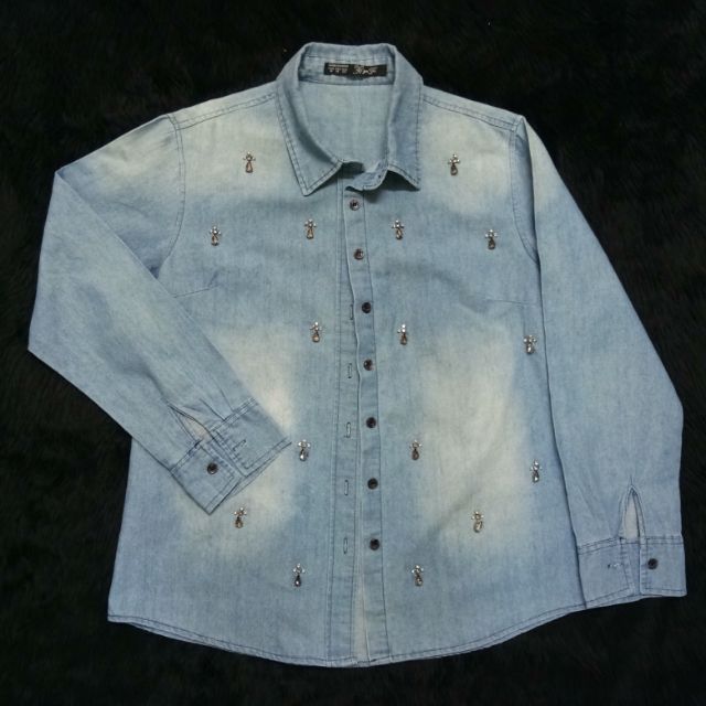 เสื้อเชิ๊ตสียีนส์ แต่งคริสตัล