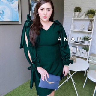 เสื้อผ้าคนอ้วน เดรสแขนยาวคอวีหน้า-หลัง มีดีเทลโบว์ผูกเองที่ไหล่และปลายแขน แขนเสื้อผ่ายาวให้ดูสวย
