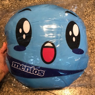 หมอนอิง ลายลูกอมเมนทอส MENTOS CUSHIONS