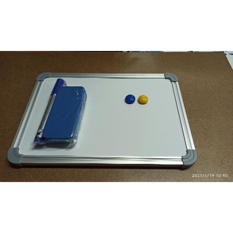 ไวท์บอร์ดแม่เหล็ก Magnetic whiteboard 2 หน้า 20*30 ซม. ขอบอลูมิเนียม มุมพลาสติก น้ำหนักเบา สำหรับเด็กใช้เรียนยุคออนไลน์