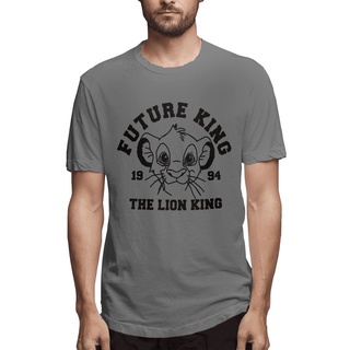 เสื้อยืด พิมพ์ลาย The Lion King Simba The Future King สวมใส่สบาย สําหรับผู้ชาย