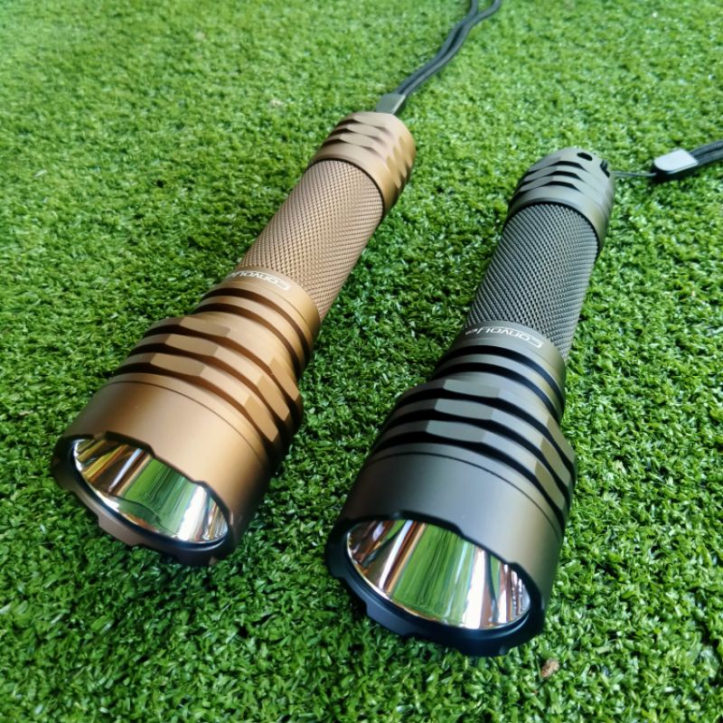 ไฟฉาย Convoy M21A SFT42R 3000LM , SST40 2300LM