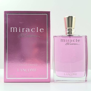 Lancome Miracle Blossom EDP 100ml เคาน์เตอร์ 4,700฿ ขายเพียง 2,399฿ ค่าส่ง 65฿Lancome Miracle Blossom EDP 100ml เคาน์เตอ